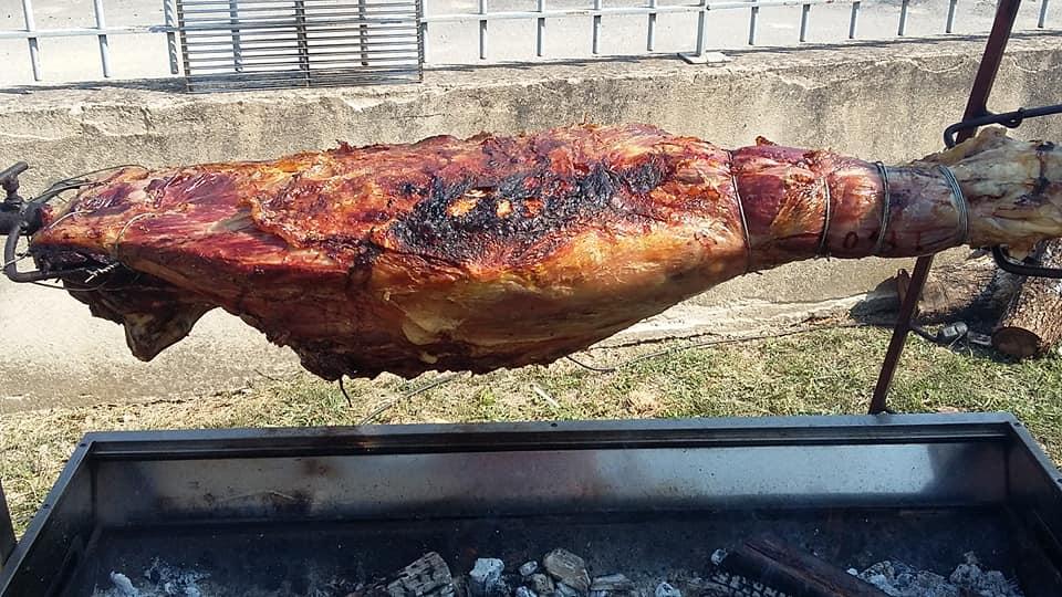 cuisse de taureaux a la broche