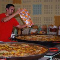 une mega paella pour 400 personnes